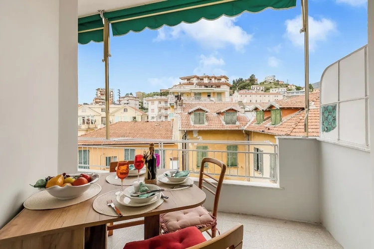 Standard Apartment