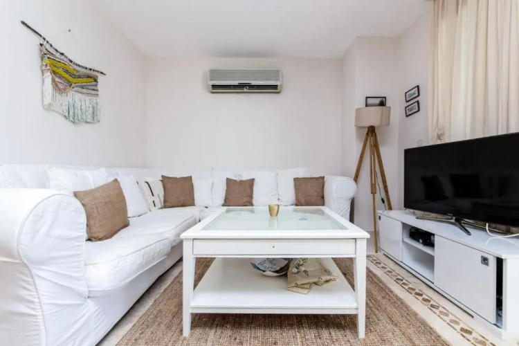 Luxury Villa With Shared Pool in Bodrum Ortakent