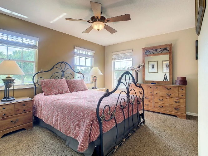 Fantastic 7 Bed 6 Bath in Prestigious Gated Comm