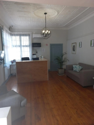 Triple9 Hatfield Guesthouse