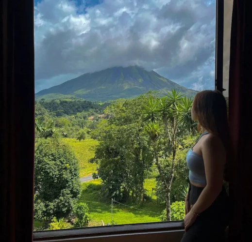 Deluxe Double Bungalow with mountain view
