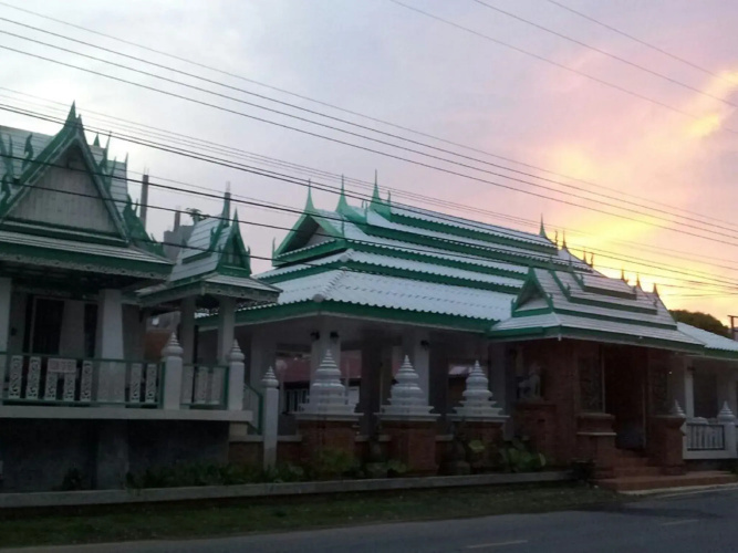 Samroiyod Beach Resort