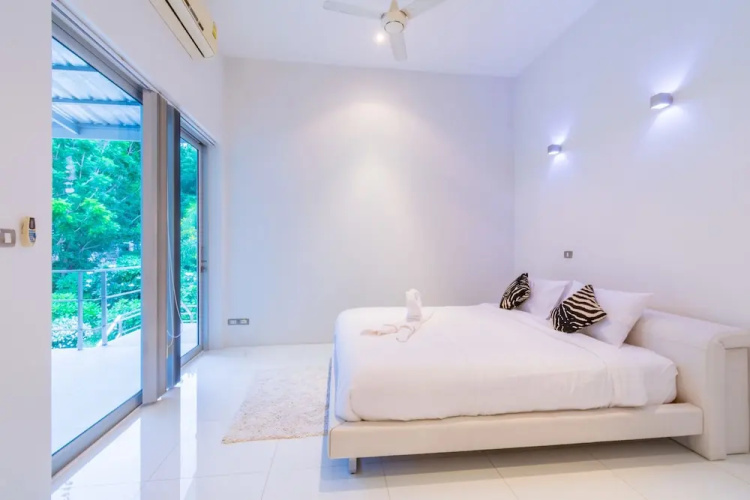 4 Bedroom Modern Pool Villa
