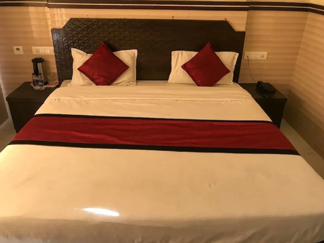 Hotel Ambassador Katra