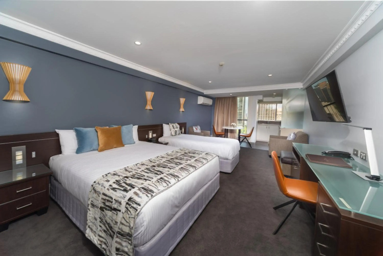 Hyde Park Inn