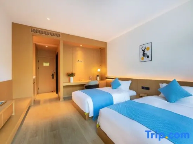 Standard room with view