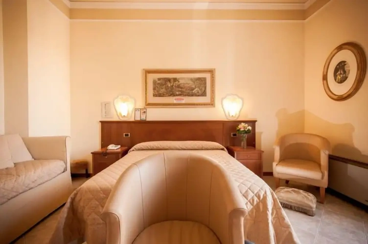 Standard Single room