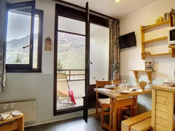 Apartment Gentianes 9
