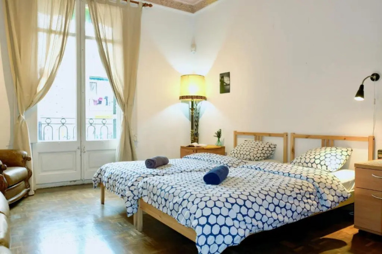 Grand Central Apartment