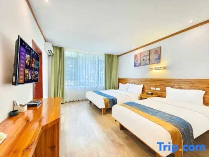 Family Suite with sunset view