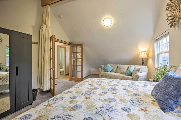 4 Bedrooms Cottage