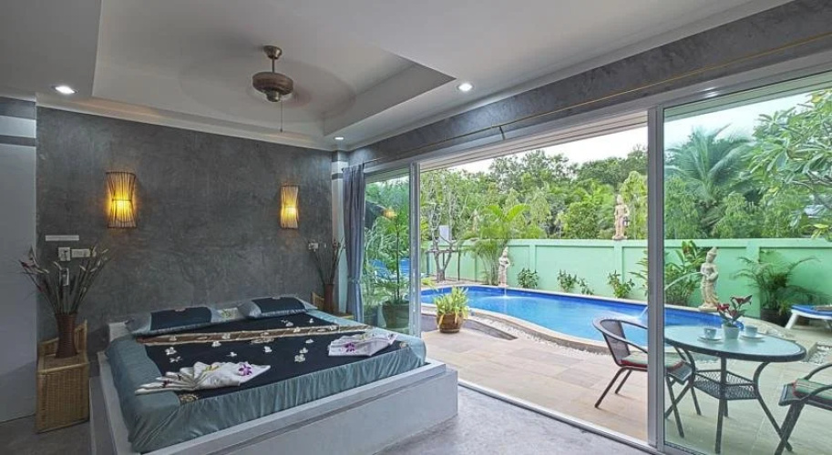Sunshine Villa and Guest House