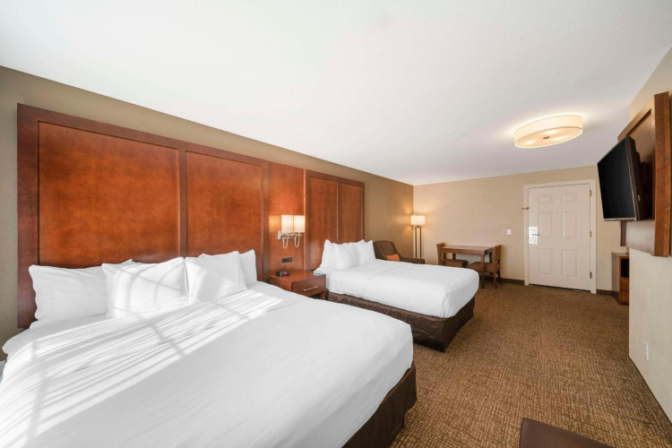 Comfort Suites Red Bluff near I-5