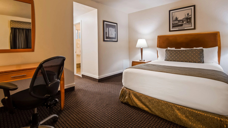 Best Western Pine Tree Motel