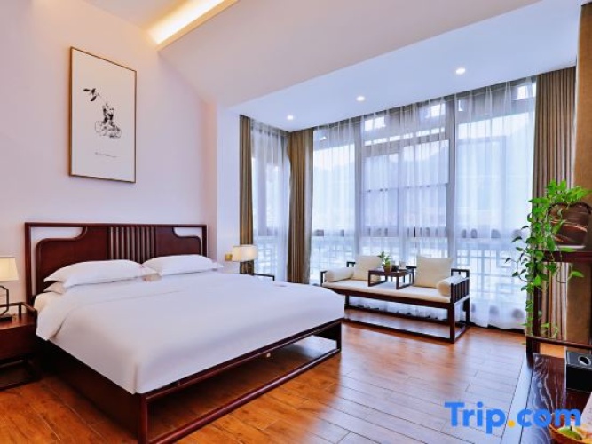 Standard Double room with view