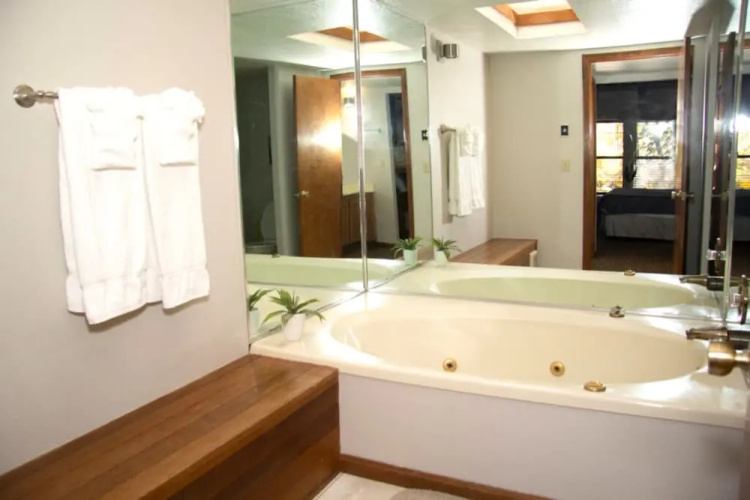 Quality Hill Resort