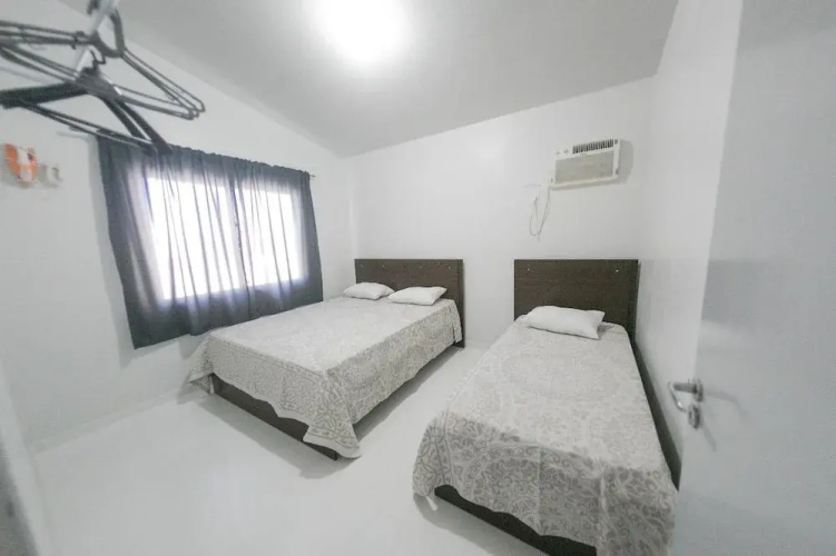 Sobrado 2 - Casa com piscina 10 pessoas