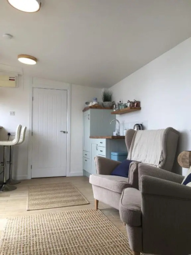 1-bedroom chalet with parking on site