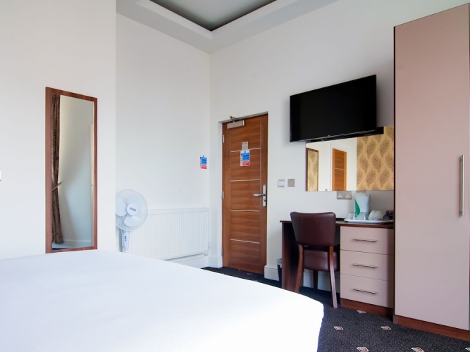 Guest rooms