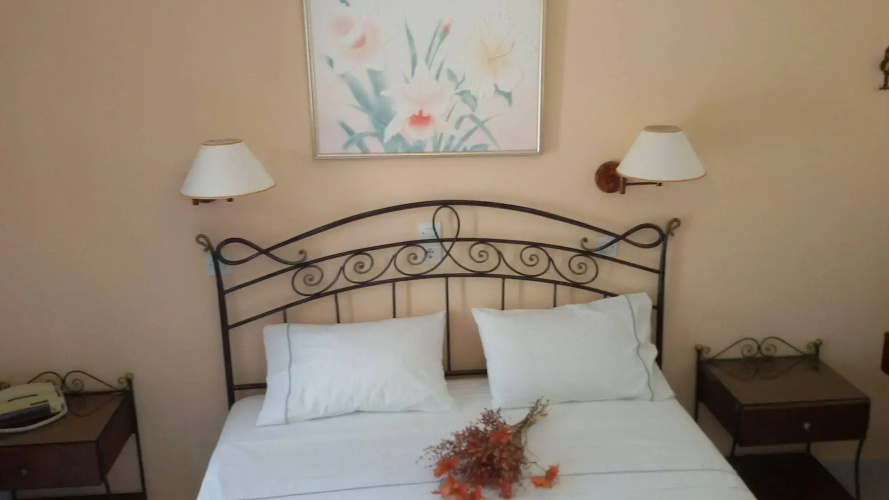 Sunset Studios & Apartments - Adults Only