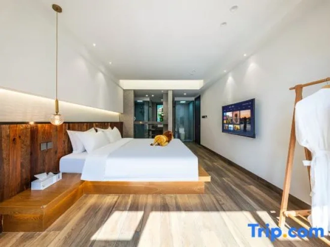 Standard Double room with view