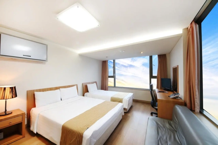 Standard Twin Family room