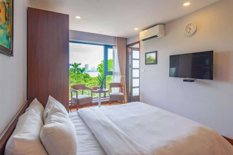 Double Junior Suite with lake view