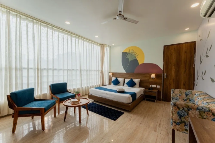 Standard Quadruple Family room