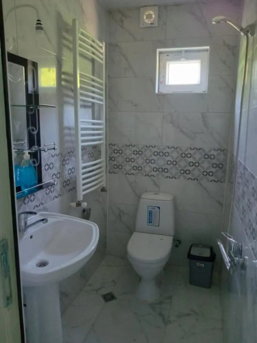 Nunu's Guesthouse