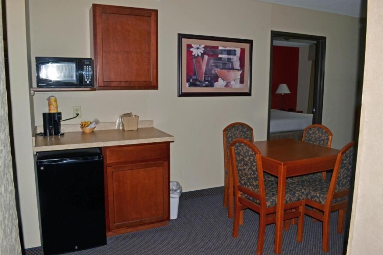 1 Bedroom Double Suite