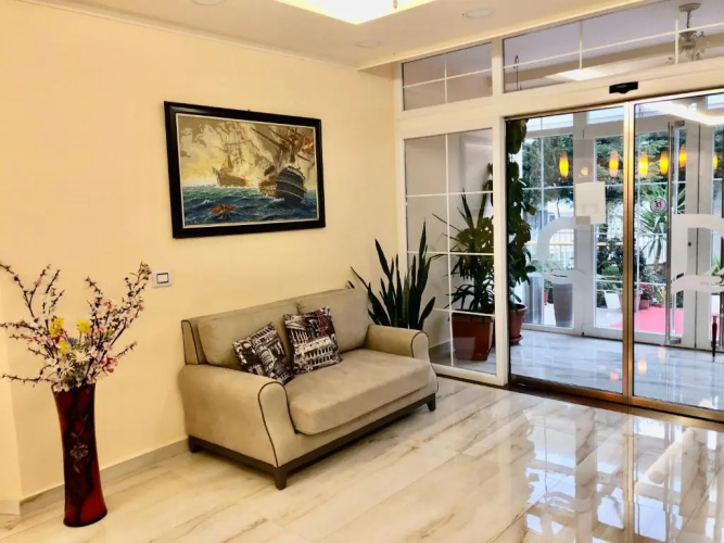 Dora Residence