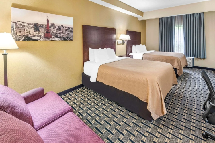Standard Quadruple room