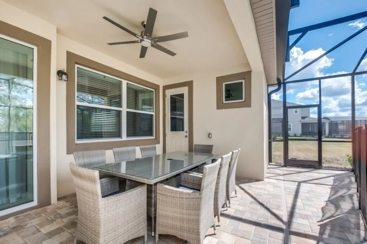 Ultimate 9 Bedroom Windsor At Solara Villa by Redawning