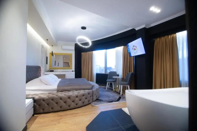 Deluxe Double Suite