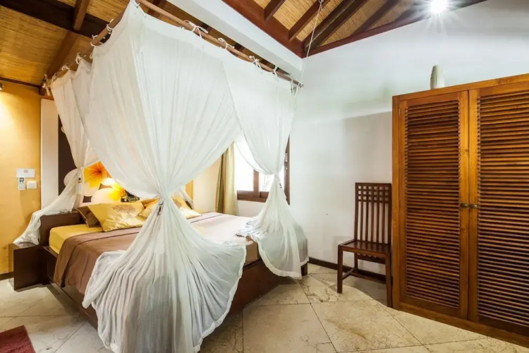 Villa Kiki
