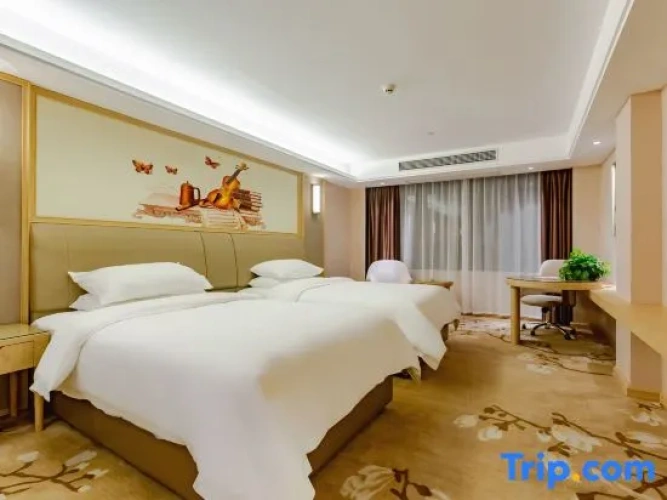 Comfort Twin room with street view