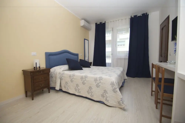 1 Bedroom Classic Double room