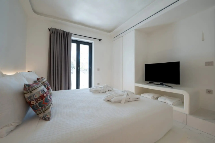 Numi Suites