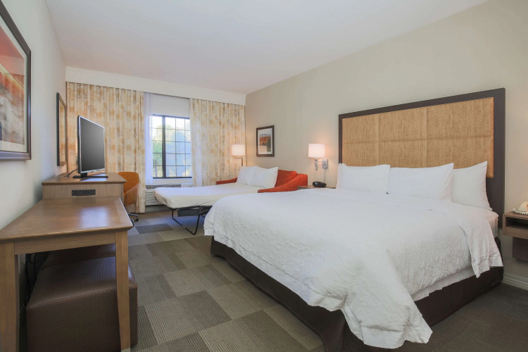 Hampton Inn And Suites Camarillo