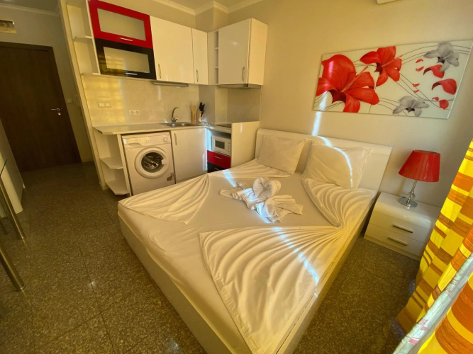 Private Cozy Studio Admiral Plaza C52