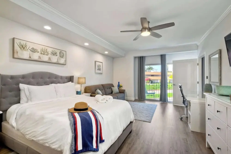 La Costa Gem - Condo for 3!