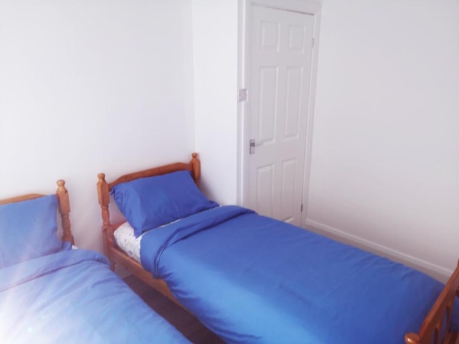 3 Bedrooms Cottage