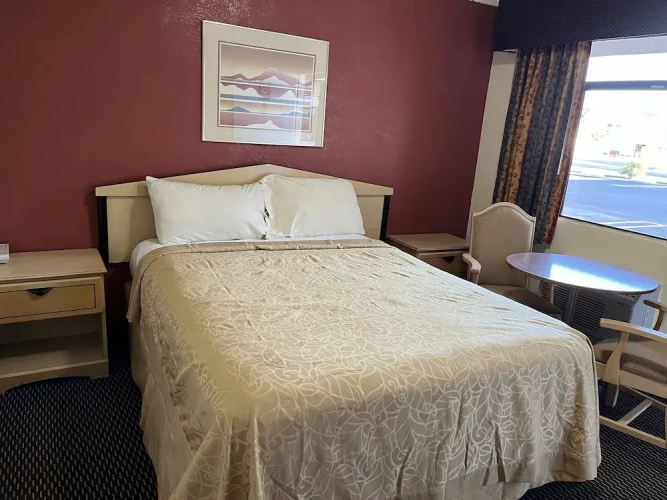 Economy Inn