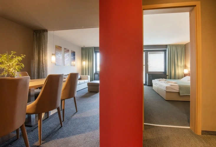 Deluxe Quadruple room