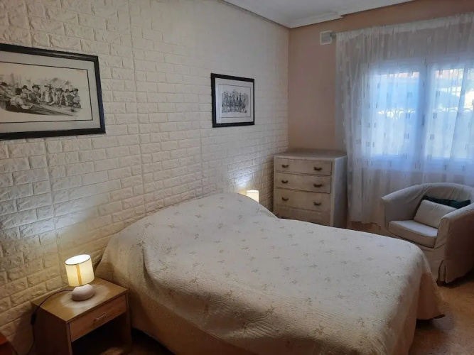 Comfortable 3-bed House, Bungalow