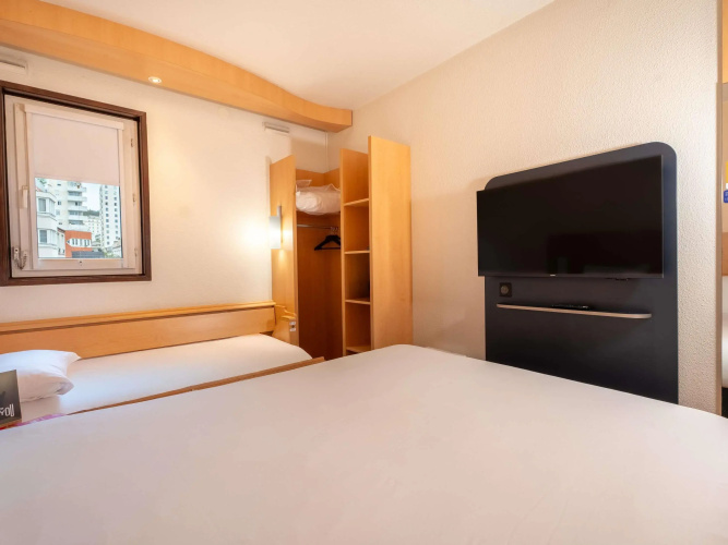 ibis Paris Pont De Suresnes