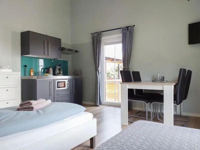 Deluxe Suite