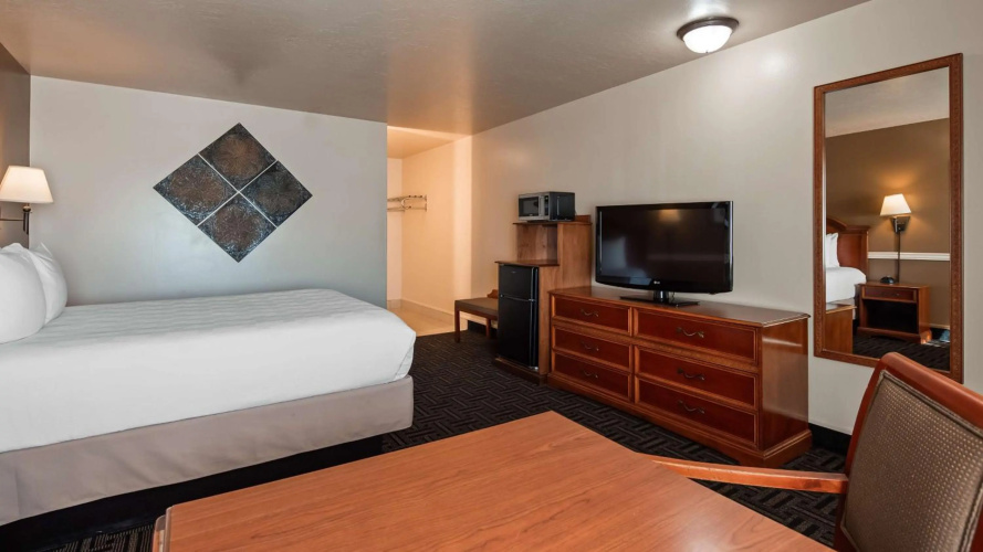 Best Western Paradise Inn photo 23