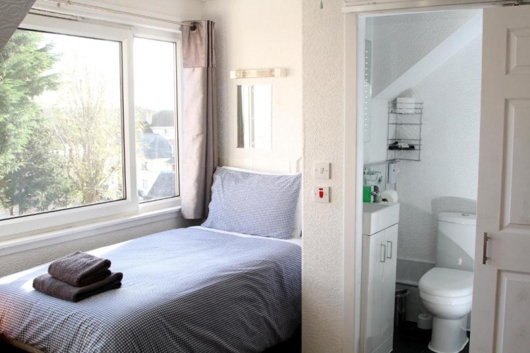Standard Single room