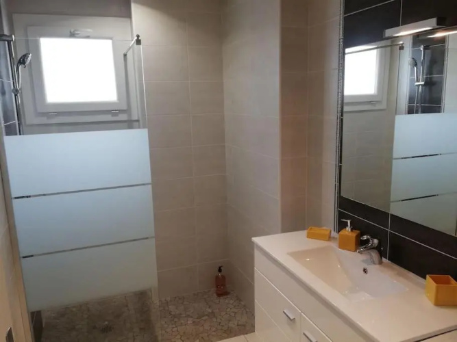 Appartement dans Villa